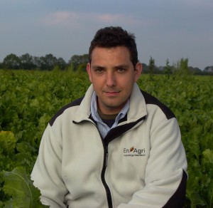 Richard Crowhurst is a freelance wirter and author specialising in horticulture, agriculture and renewable energy